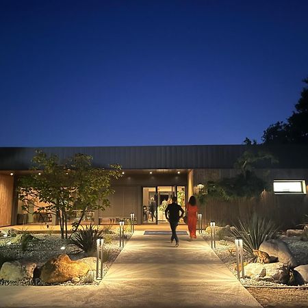 Hotel & Seminaire Le Patio Occitan - Toulouse Ouest - La Ramee Cugnaux Buitenkant foto