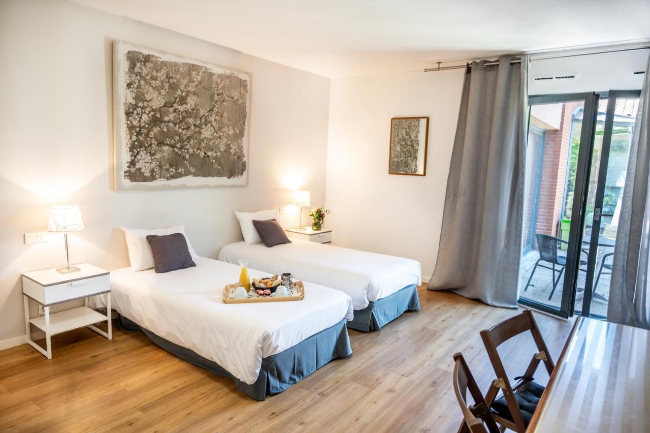 Hotel & Seminaire Le Patio Occitan - Toulouse Ouest - La Ramee Cugnaux Buitenkant foto
