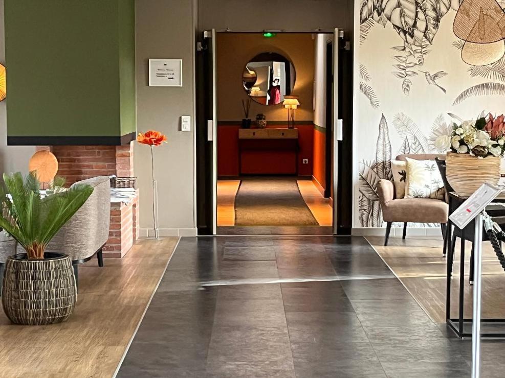 Hotel & Seminaire Le Patio Occitan - Toulouse Ouest - La Ramee Cugnaux Buitenkant foto