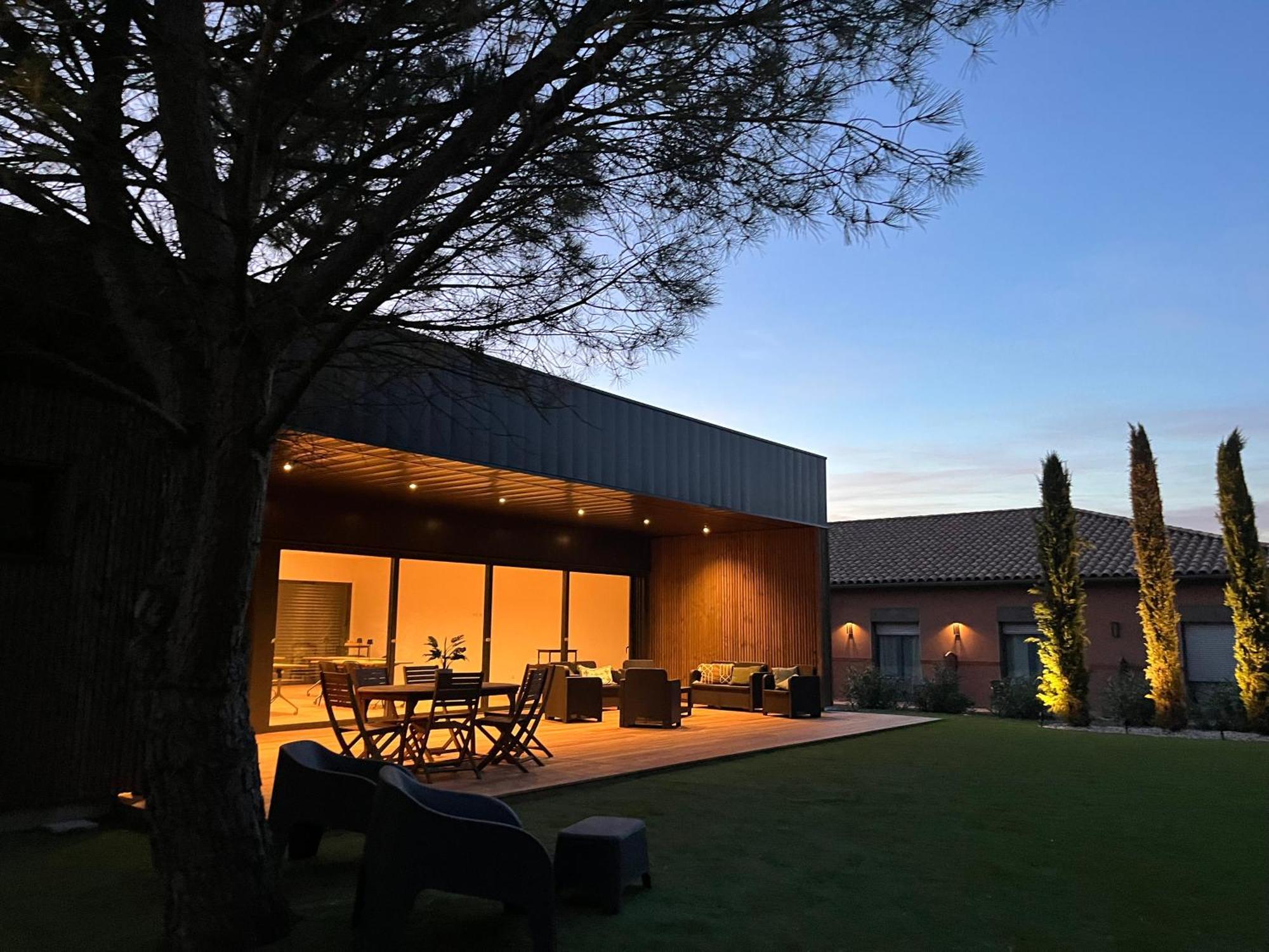 Hotel & Seminaire Le Patio Occitan - Toulouse Ouest - La Ramee Cugnaux Buitenkant foto