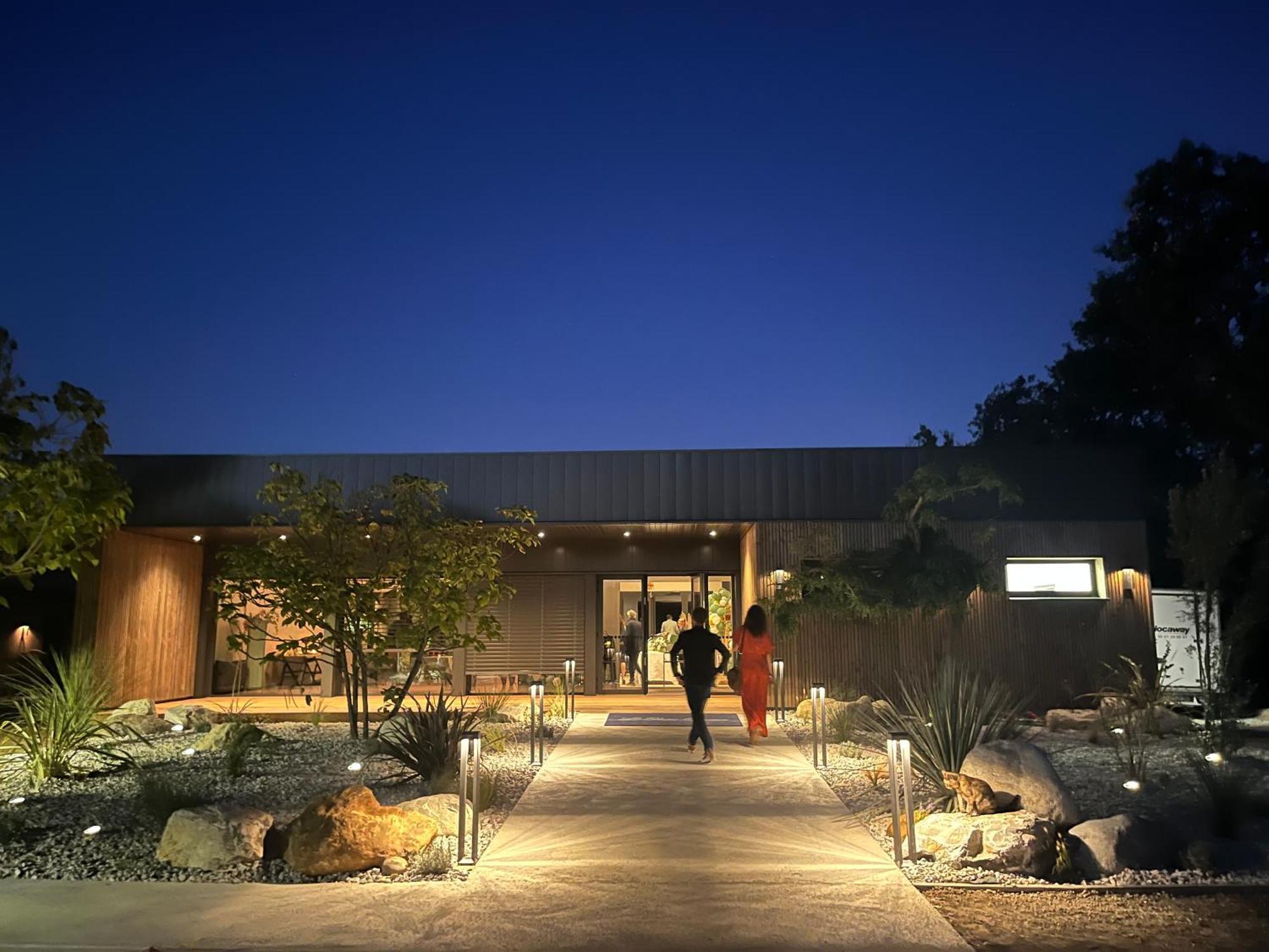 Hotel & Seminaire Le Patio Occitan - Toulouse Ouest - La Ramee Cugnaux Buitenkant foto